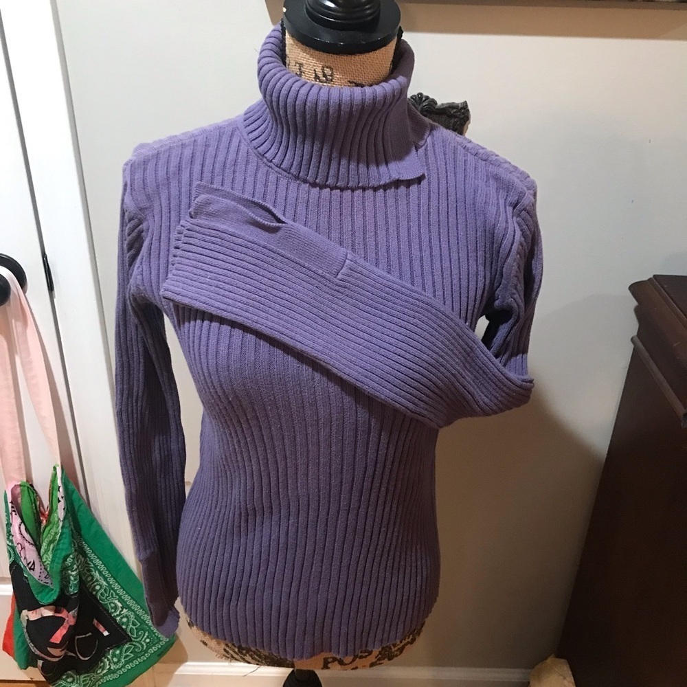 ▪️VINTAGE axcess Liz Claiborne Turtleneck